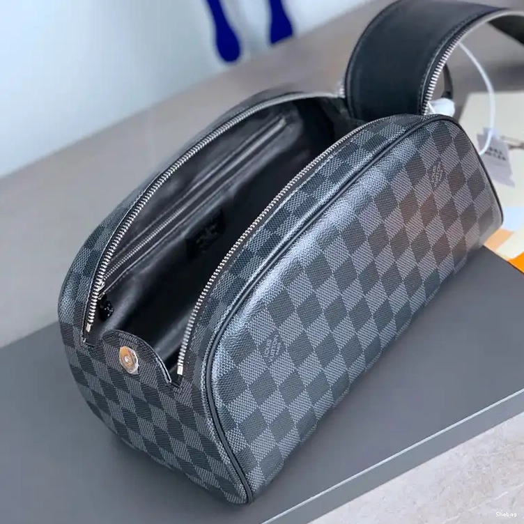 LV 2301YZ0019 Bag 0507
